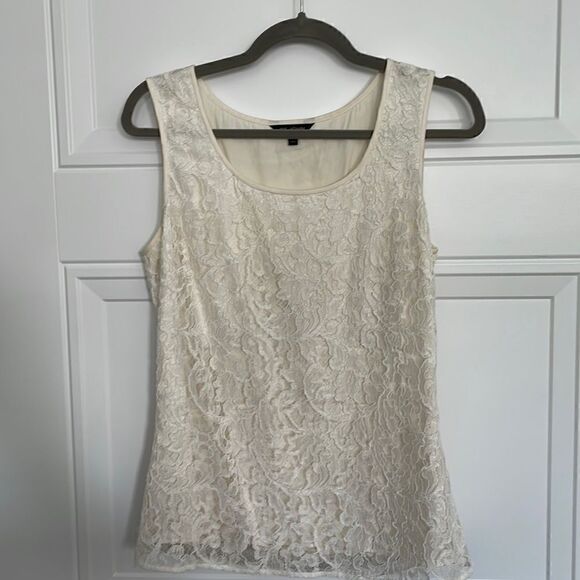 St. John Scoop Neck Lace Top - Picture 1 of 5